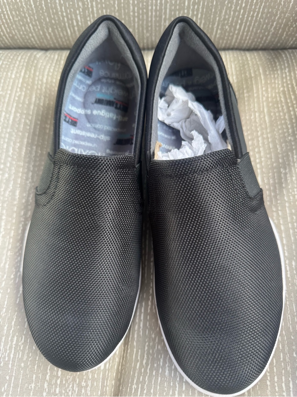 Greys Anatomy by Softwalk Sz 6.5M Black Slip-On Casual Sneakers. NWOT😊😊